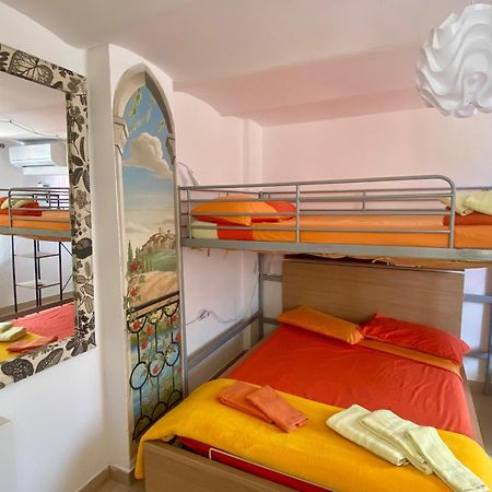 Ferienwohnung La Casa Di Ida Nel Porto Antico Genua Exterior foto