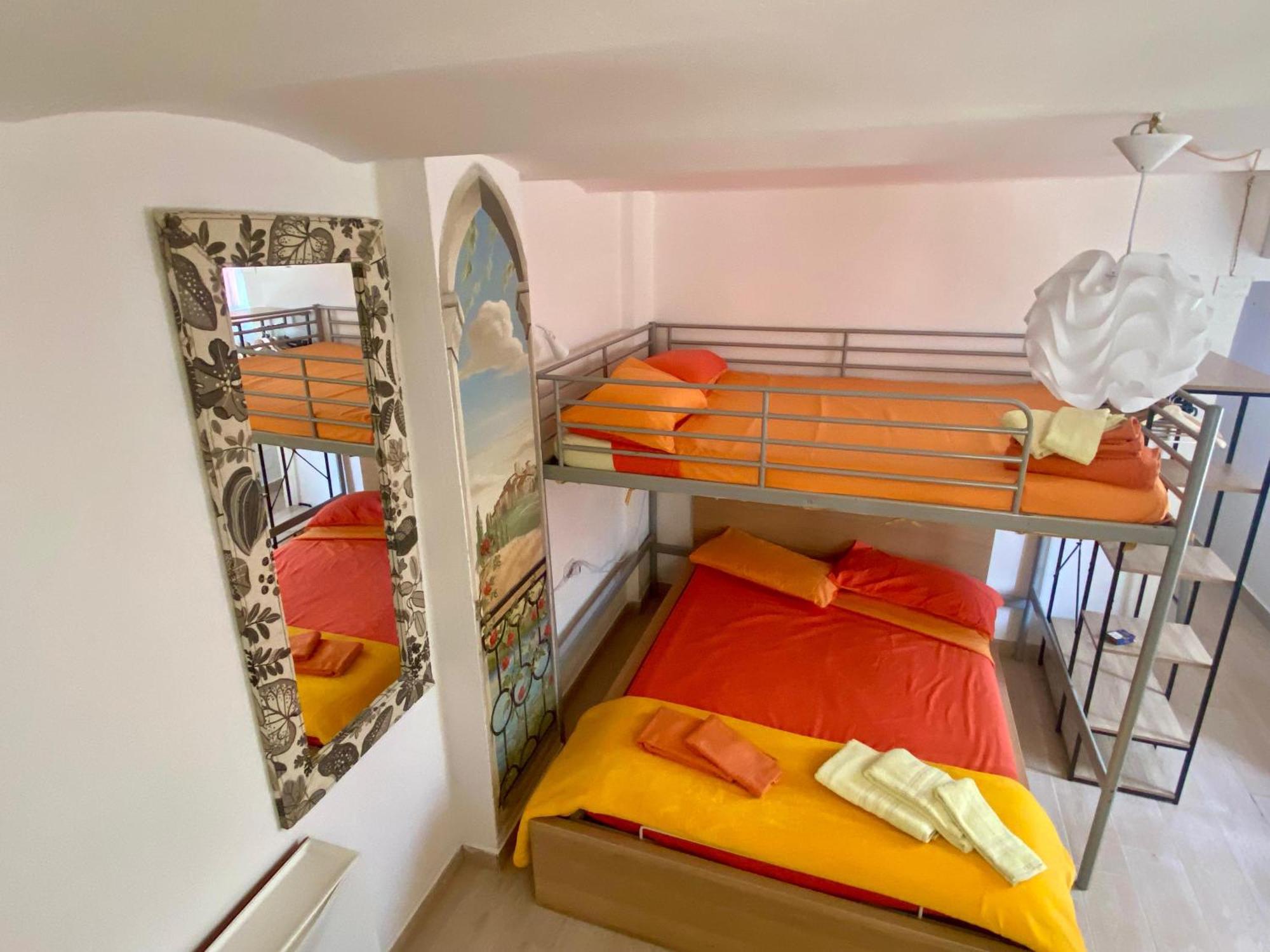 Ferienwohnung La Casa Di Ida Nel Porto Antico Genua Exterior foto