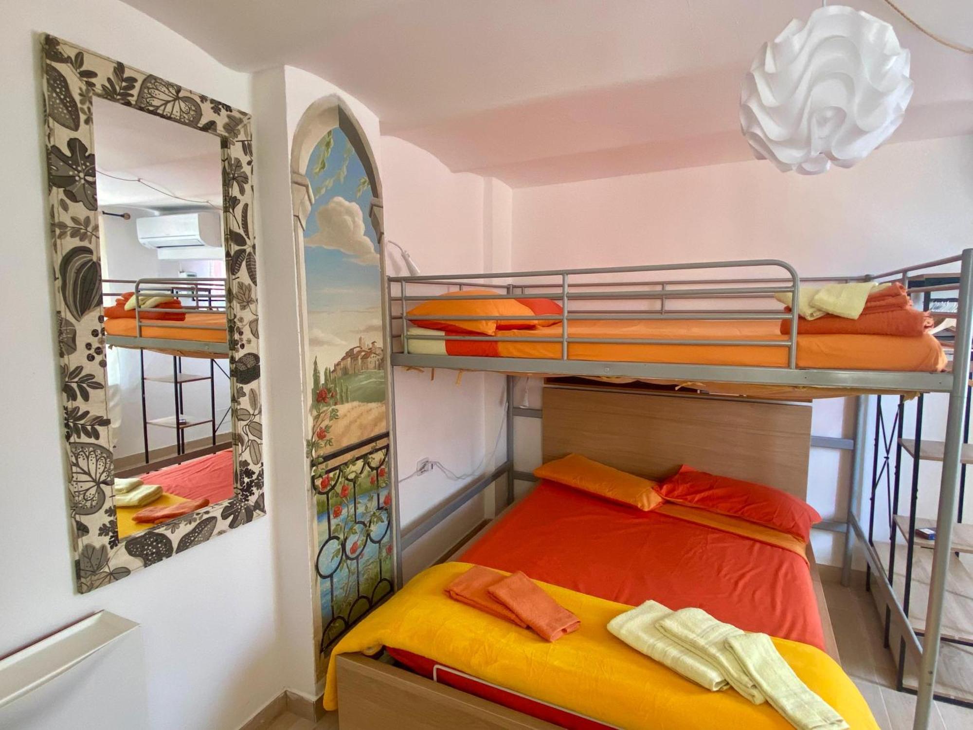 Ferienwohnung La Casa Di Ida Nel Porto Antico Genua Exterior foto